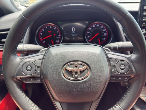 Used 2024 Toyota Camry XSE FWD image 10