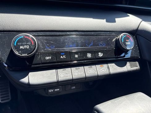 Certified 2025 Hyundai Elantra Sport FWD image 21