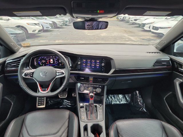 Used 2023 Volkswagen Jetta GLI Autobahn FWD image 9
