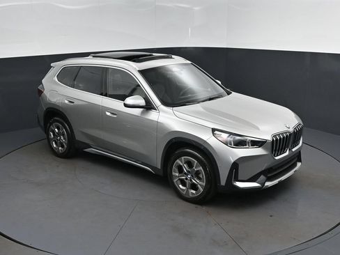 Certified 2025 BMW X1 xDrive28i AWD/4WD image 36