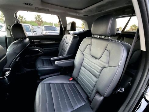 Used 2025 Kia Telluride SX Prestige AWD/4WD image 17