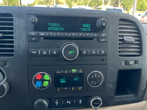 Used 2012 Chevrolet Silverado 2500 LT w/ Interior Plus Package image 14