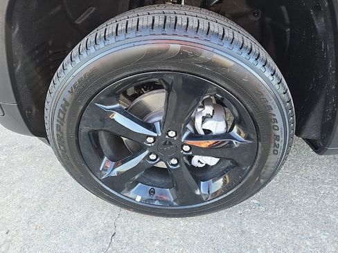 New 2025 Jeep Grand Cherokee Limited w/ Luxury Tech Group II image 26