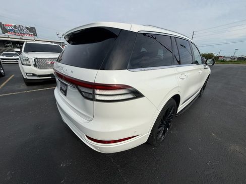 Used 2021 Lincoln Aviator Reserve w/ Equipment Group 208A AWD/4WD image 3