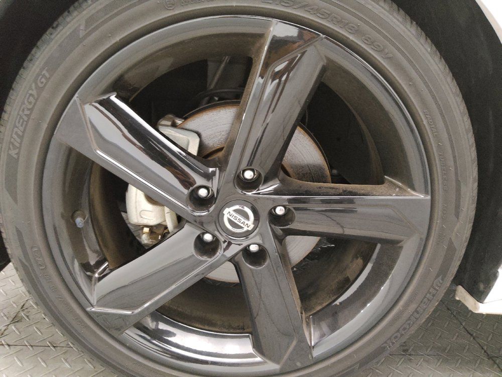 Used 2022 Nissan Sentra SR w/ Midnight Edition FWD image 31
