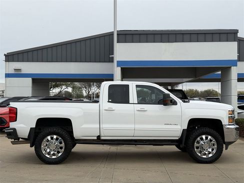 Used 2018 Chevrolet Silverado 2500 LT image 4