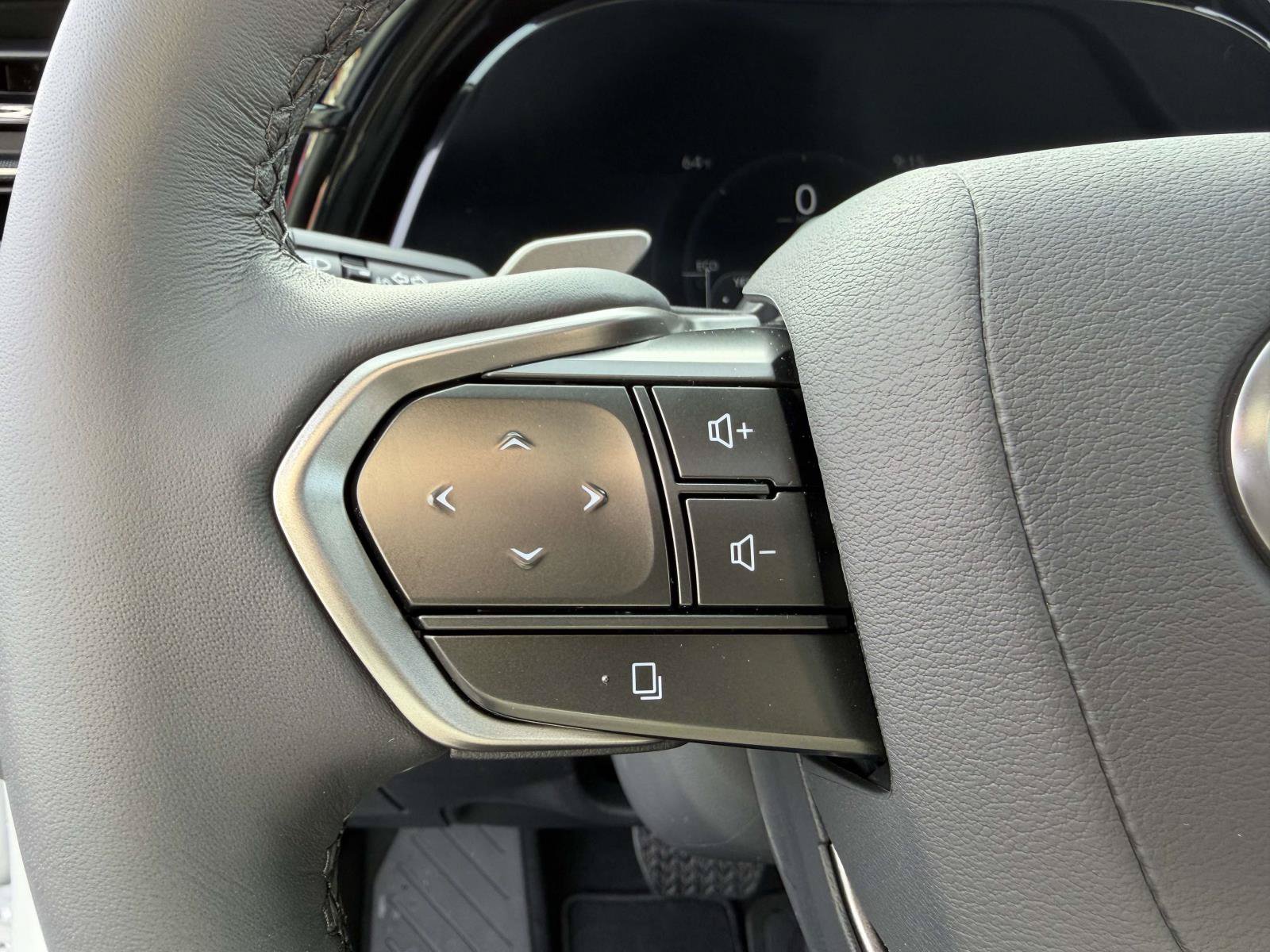 New 2026 Lexus RX 350h AWD/4WD image 18