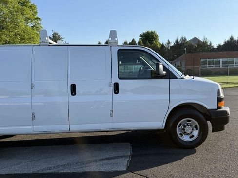 Used 2021 Chevrolet Express 2500 Extended w/ Driver Convenience Package RWD image 8