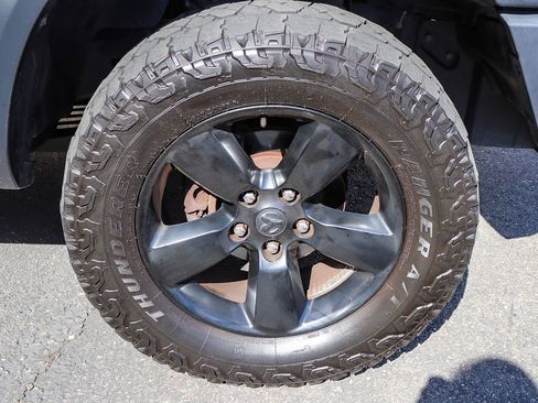 Used 2019 RAM 1500 Classic Warlock w/ Luxury Group image 14