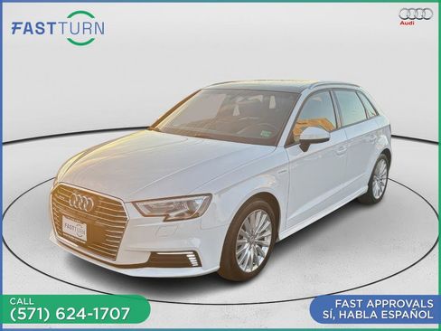 Used 2017 Audi A3 e-tron Premium image 15