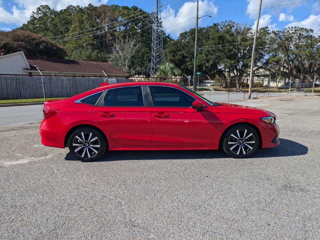Used 2022 Honda Civic EX image 3