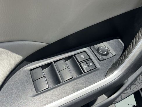 Used 2021 Toyota RAV4 XLE Premium FWD image 21