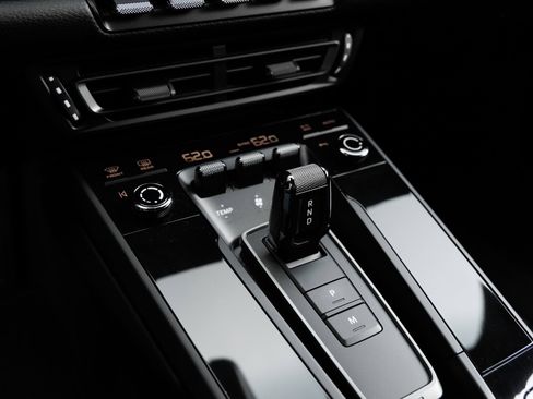 Certified 2023 Porsche 911 Carrera GTS RWD image 23