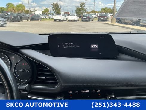 Used 2021 MAZDA MAZDA3 s FWD image 16