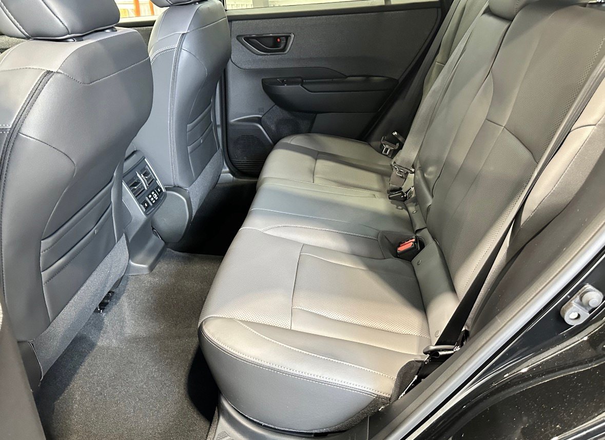 New 2026 Subaru Outback Limited AWD/4WD image 8