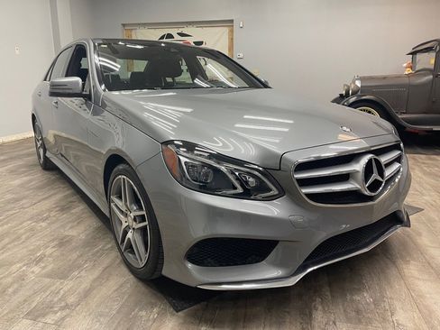 Used 2014 Mercedes-Benz E 350 Sedan image 5