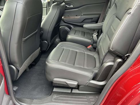 Used 2023 GMC Acadia Denali FWD image 13