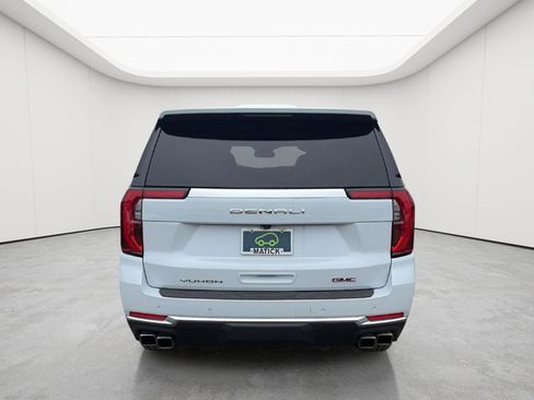 Used 2026 GMC Yukon Denali w/ Sun & Power Step Package AWD/4WD image 6