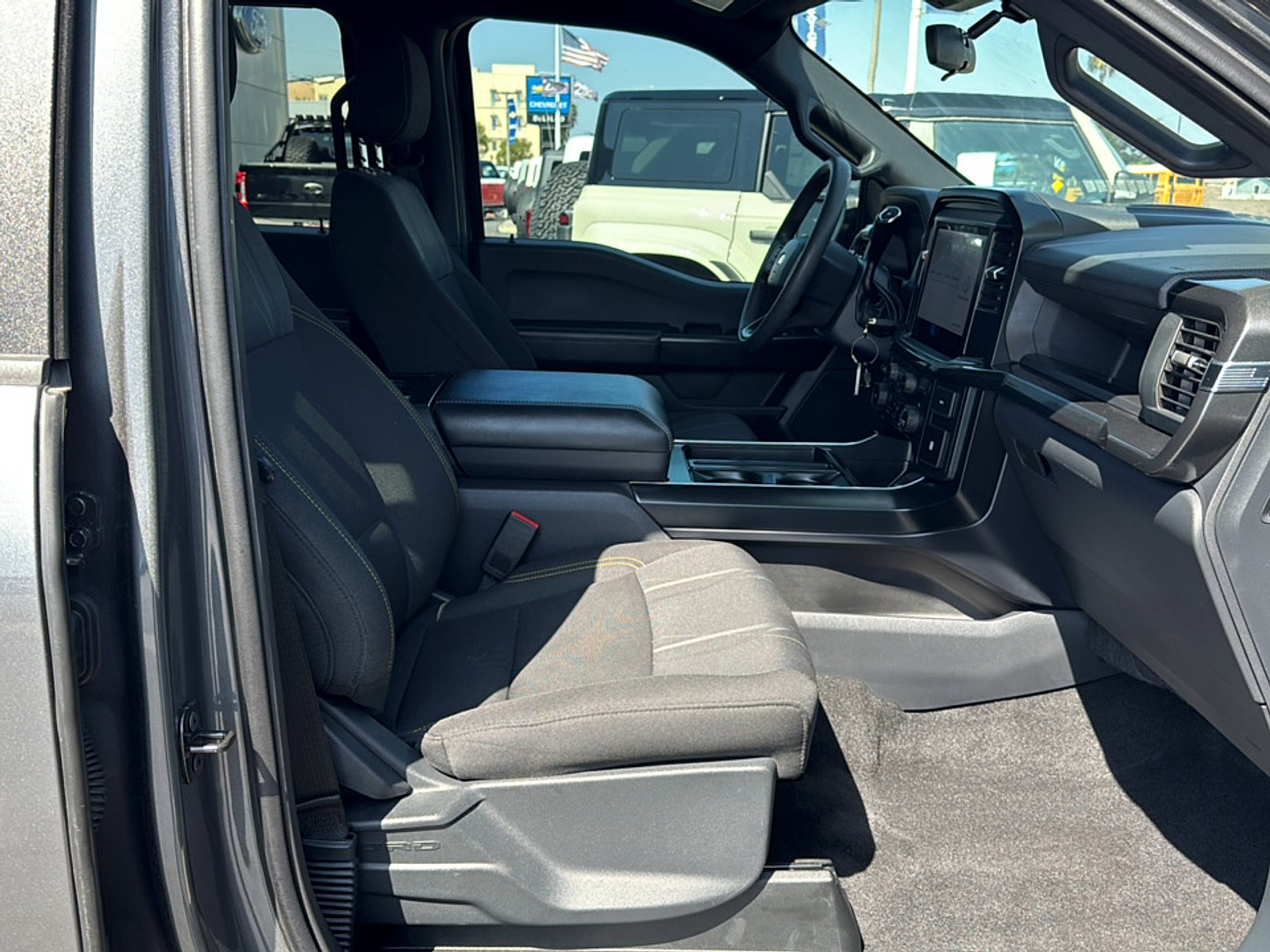 Used 2025 Ford F150 STX w/ Equipment Group 200A RWD image 6