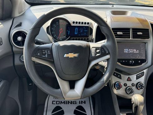 Used 2015 Chevrolet Sonic LT image 15
