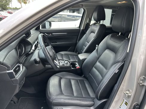 Used 2024 MAZDA CX-5 AWD 2.5 S w/ Preferred Package image 3