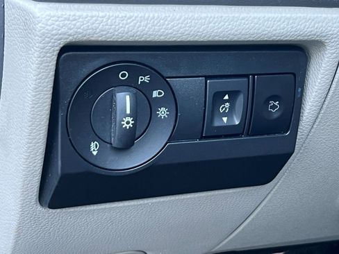 Used 2010 Mercury Milan Hybrid image 27