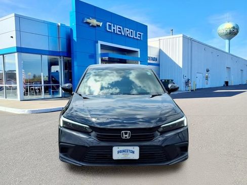 Used 2023 Honda Civic Sport image 9
