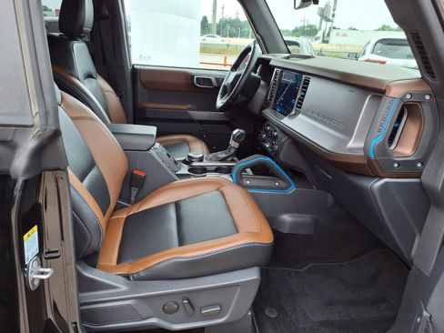 Used 2023 Ford Bronco Outer Banks AWD/4WD image 19