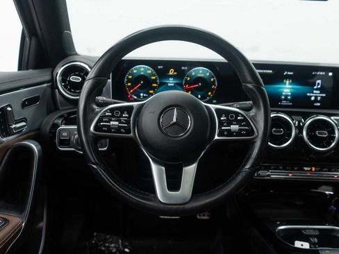 Used 2020 Mercedes-Benz A 220 4MATIC image 17