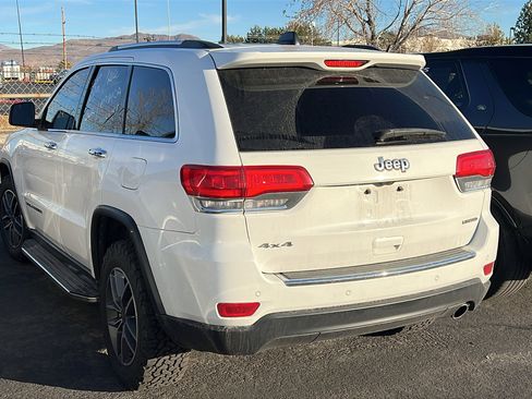 Used 2019 Jeep Grand Cherokee Limited w/ Luxury Group II image 3