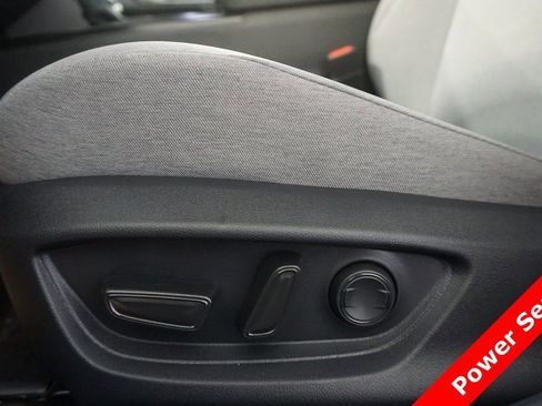 New 2026 Toyota Camry LE image 7