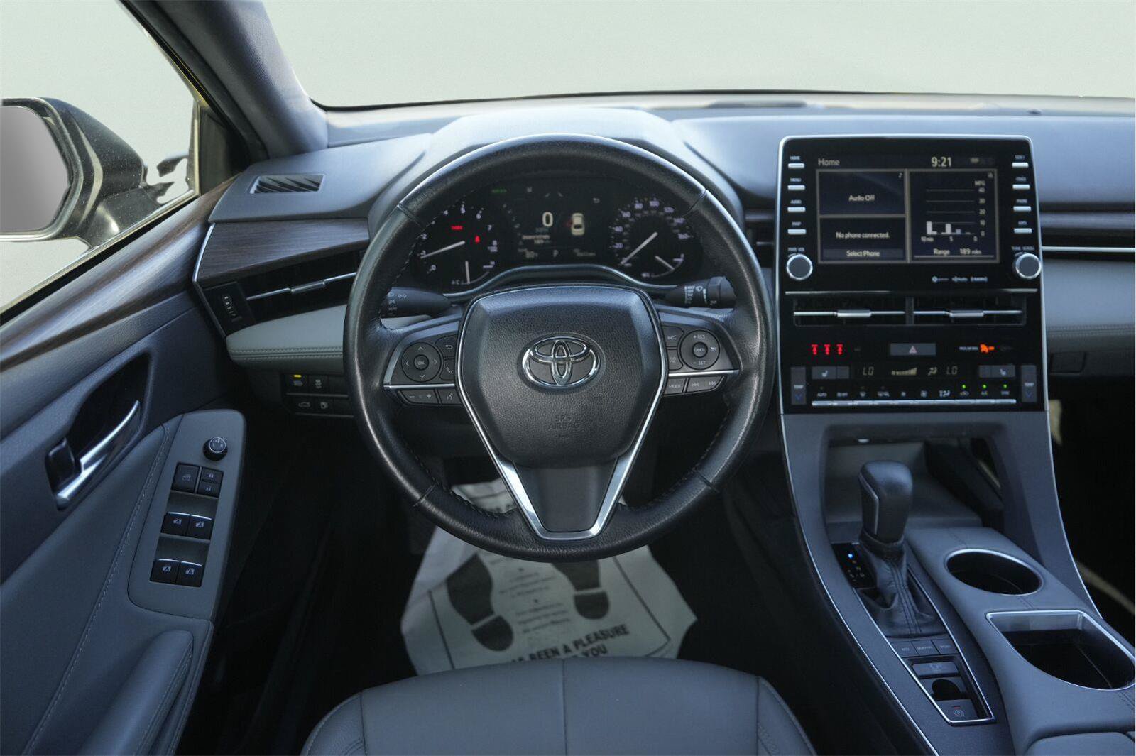 Used 2019 Toyota Avalon XLE w/ Moonroof Package FWD image 22