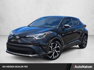 Used 2018 Toyota C-HR XLE FWD video 1