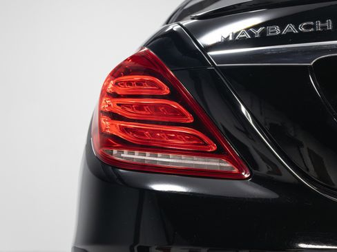 Used 2016 Mercedes-Benz Maybach S 600 image 29