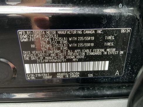 Used 2024 Toyota RAV4 Adventure image 39