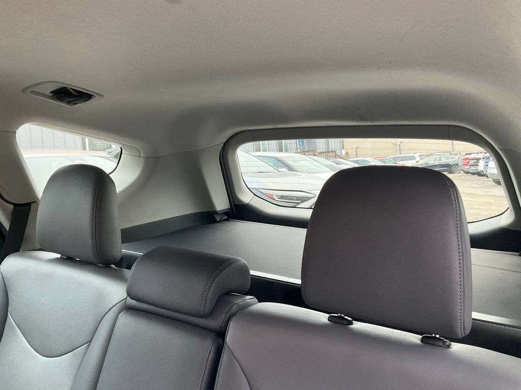 Used 2012 Toyota Prius V Five FWD image 26