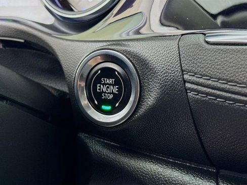 Used 2022 Buick Encore GX Select AWD/4WD image 29