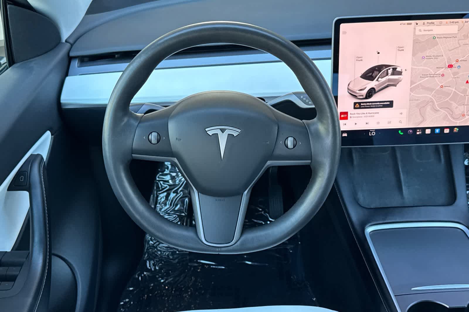 Used 2021 Tesla Model Y Long Range AWD/4WD image 14