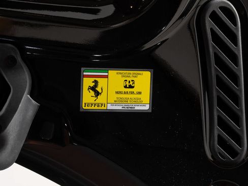 Used 2022 Ferrari F8 Tributo RWD image 26