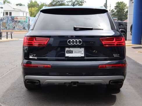Used 2017 Audi Q7 3.0T Prestige AWD/4WD image 4