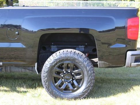 Used 2017 Chevrolet Silverado 2500 LTZ w/ Duramax Plus Package image 4