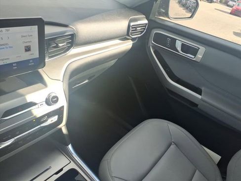 Certified 2021 Ford Explorer XLT w/ Equipment Group 202A image 25