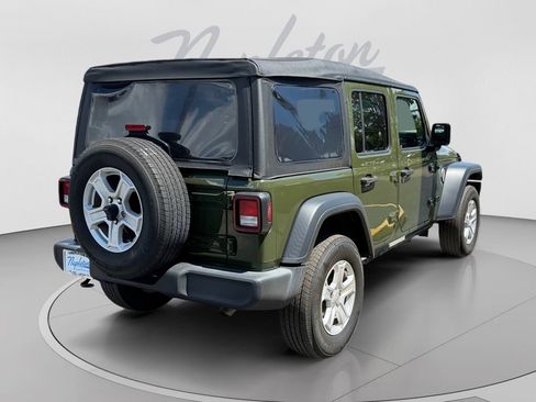 Used 2022 Jeep Wrangler Unlimited Sport AWD/4WD image 6