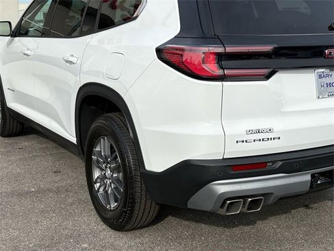 Used 2025 GMC Acadia Elevation image 22