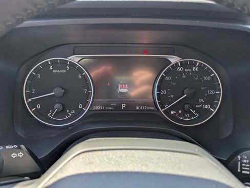 Used 2025 Nissan Rogue SV AWD/4WD image 15