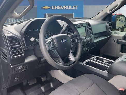 Used 2018 Ford F150 XL w/ Equipment Group 101A Mid AWD/4WD image 18