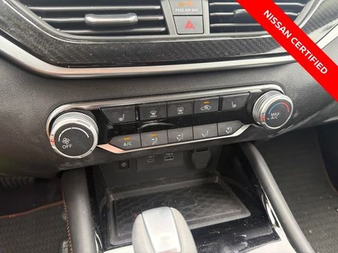 Certified 2023 Nissan Altima 2.5 SR w/ SR Premium Package FWD image 17