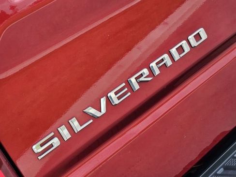 Used 2021 Chevrolet Silverado 1500 RST w/ Texas Edition Plus AWD/4WD image 11