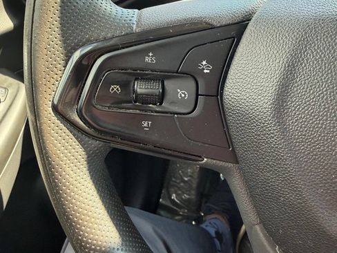Used 2022 Chevrolet TrailBlazer LT w/ Convenience Package FWD image 24