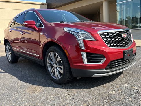 Used 2024 Cadillac XT5 Premium Luxury AWD/4WD image 3
